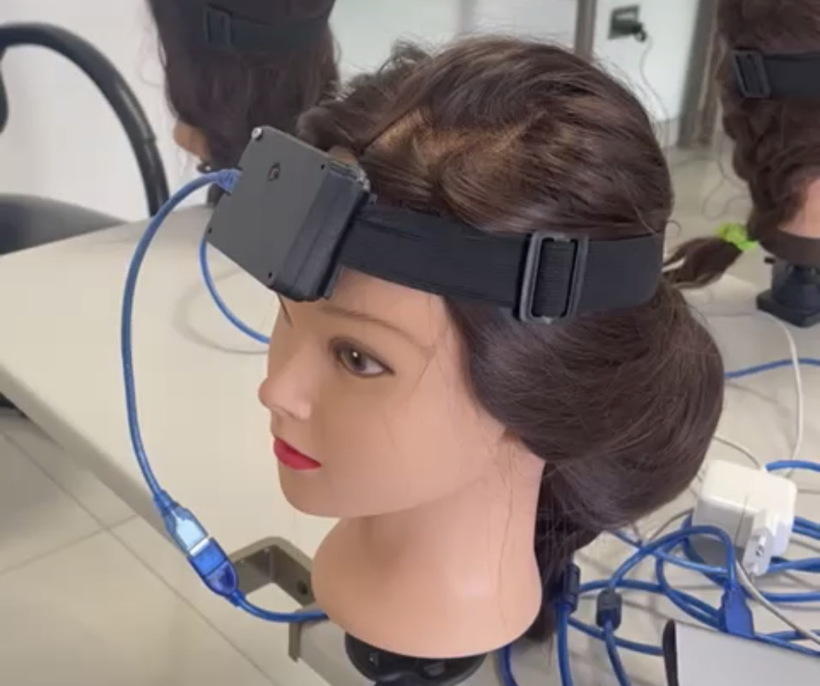 Especialista de la Facultad de Medicina UC crea dispositivo simulador para entrenamiento de impulso cefálico